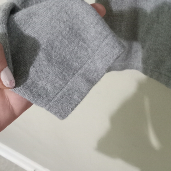 Worthington petite super cute Gray/Black button up sweater. - Picture 8 of 11